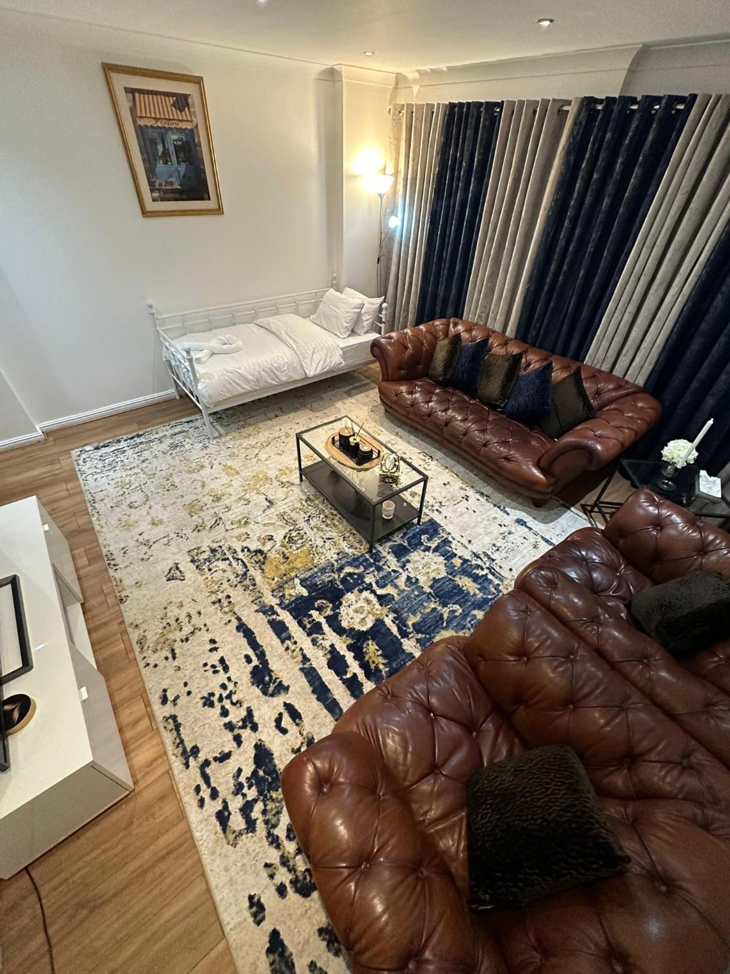 1 Bedroom With Security 24